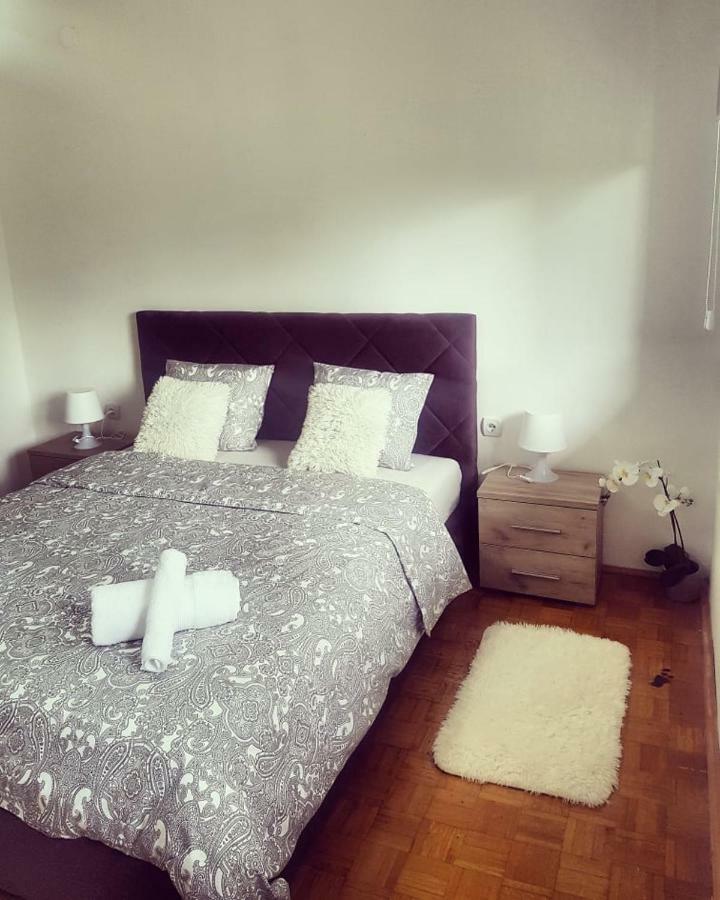 Apartman Kej Pirot Buitenkant foto