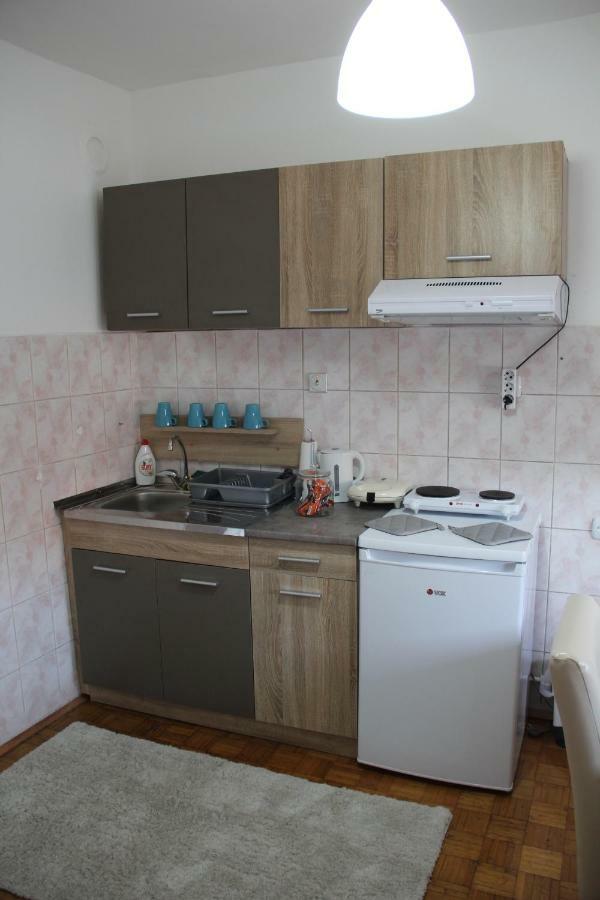 Apartman Kej Pirot Buitenkant foto