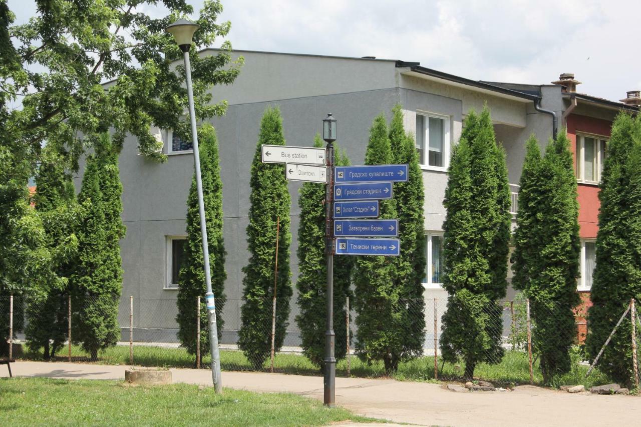 Apartman Kej Pirot Buitenkant foto